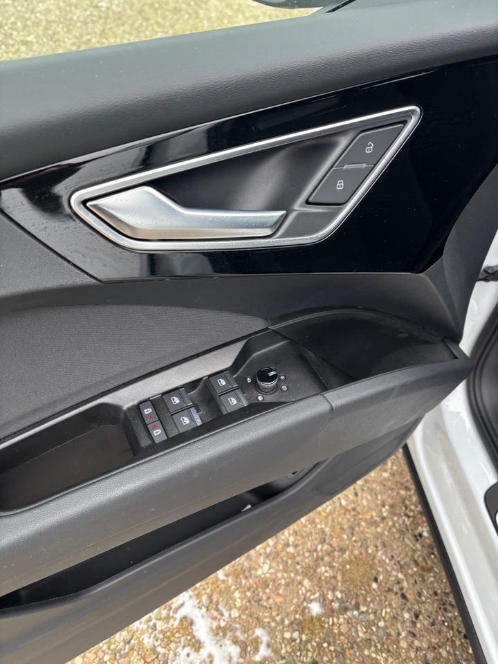 Audi Q4 e-tron 45 Progress 5d