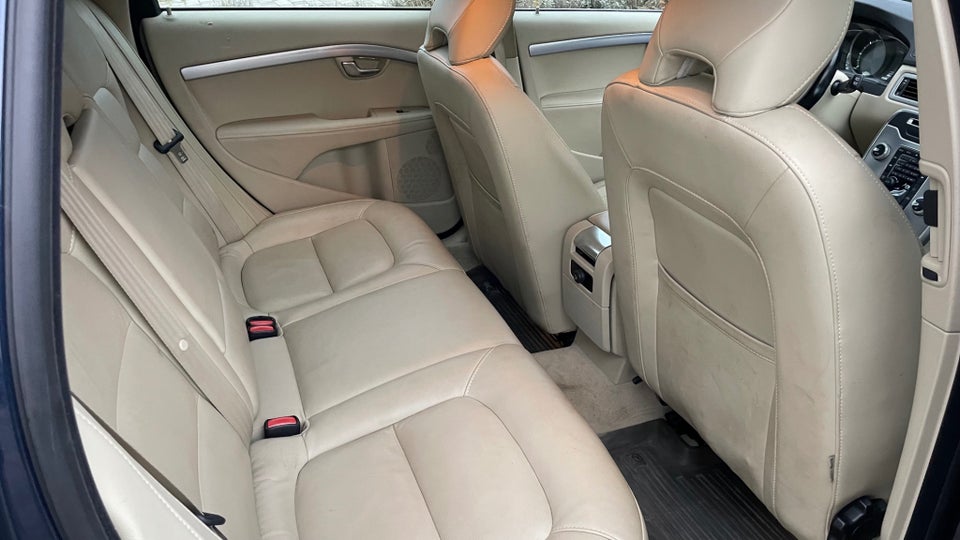 Volvo V70 2,0 D4 181 Momentum aut. 5d