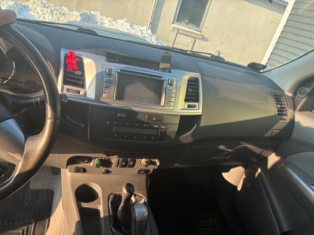 Toyota HiLux 3,0 D-4D Db.Kab aut. 4x4 T4 4d