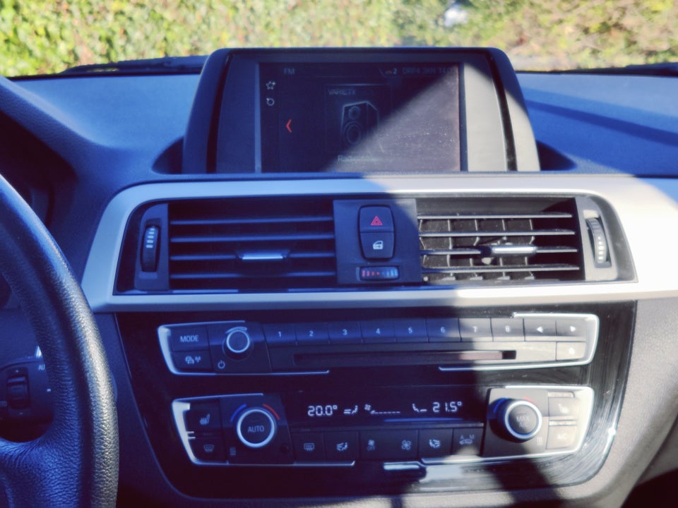 BMW 118d 2,0 Connected aut. 5d