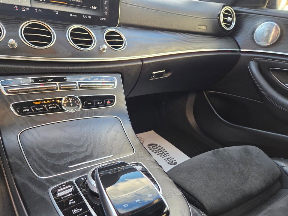 Mercedes E300 e 2,0 AMG Line aut. 4d