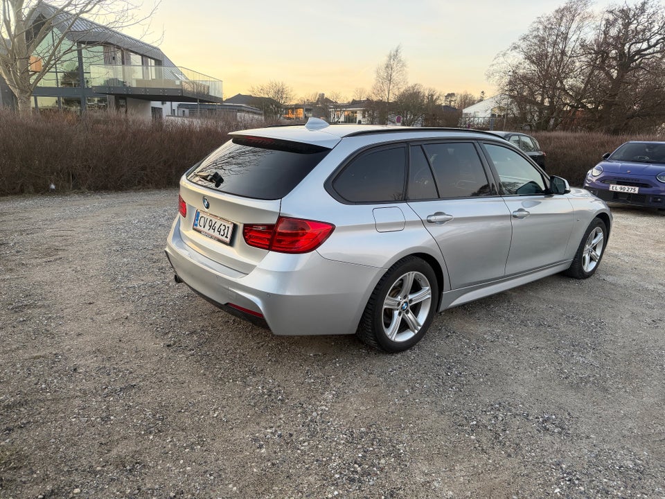BMW 320d 2,0 Touring M-Sport xDrive 5d