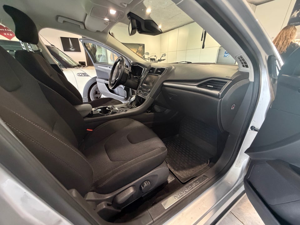 Ford Mondeo 2,0 TDCi 180 Titanium aut. 5d