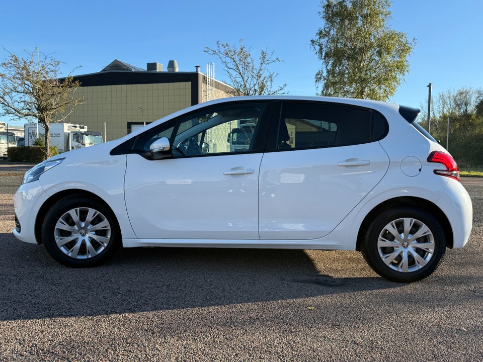 Peugeot 208 1,2 VTi 82 Active 5d
