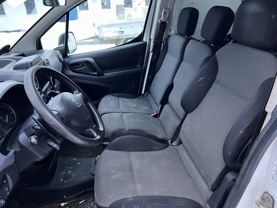 Peugeot Partner 1,6 BlueHDi 100 L2 ESG Flex Van 5d