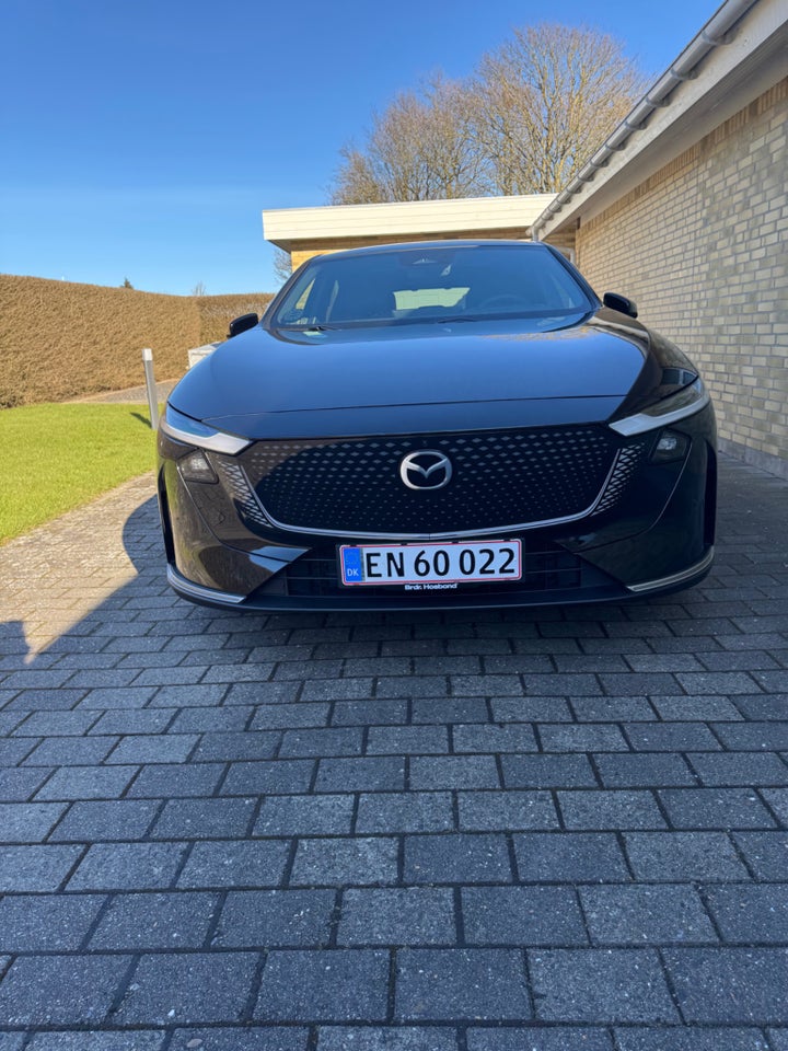 Mazda 6e Takumi Long Range 5d