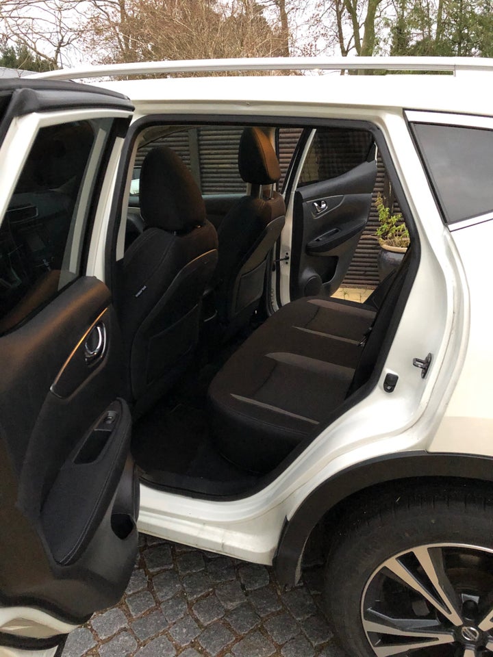 Nissan Qashqai 1,5 dCi 110 N-Connecta 5d