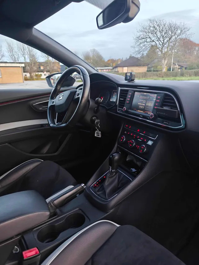 Seat Leon 2,0 TSi 290 Cupra DSG Van 5d