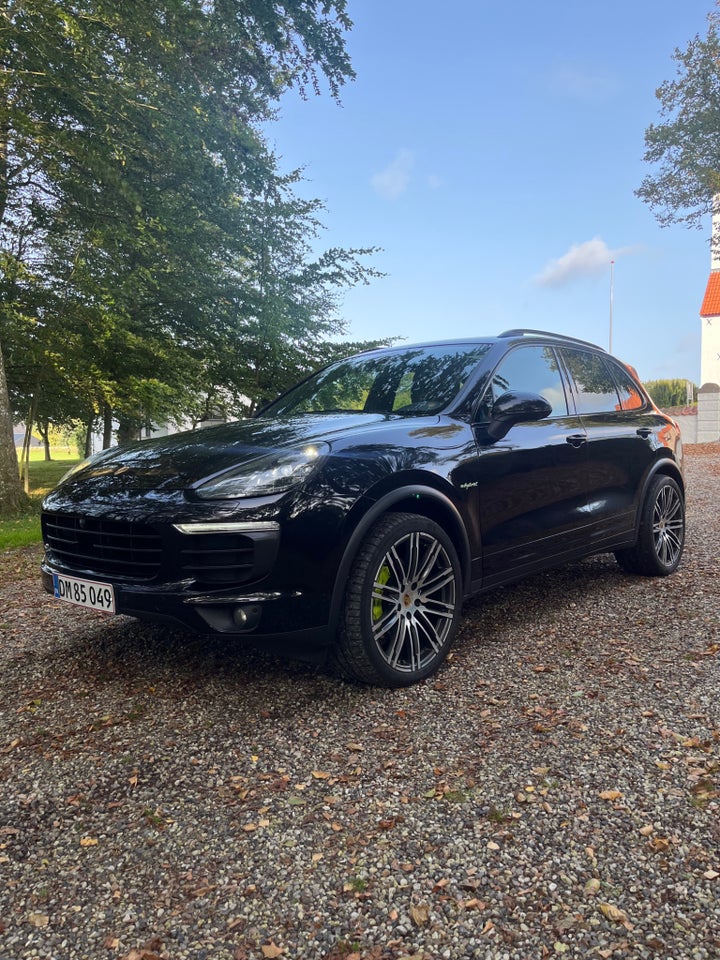 Porsche Cayenne S 3,0 E-Hybrid Tiptr. 5d