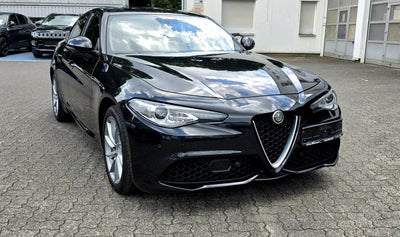 Alfa Romeo Giulia 2,0 T 280 Veloce aut. Q4 4d