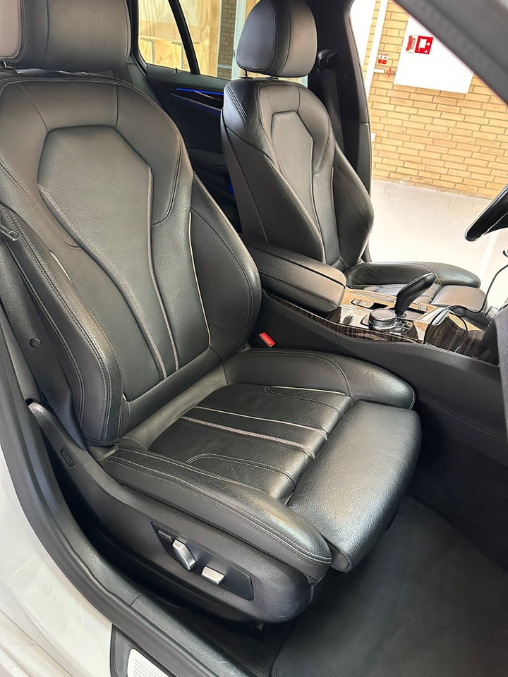 BMW 530d 3,0 Touring M-Sport xDrive aut. 5d