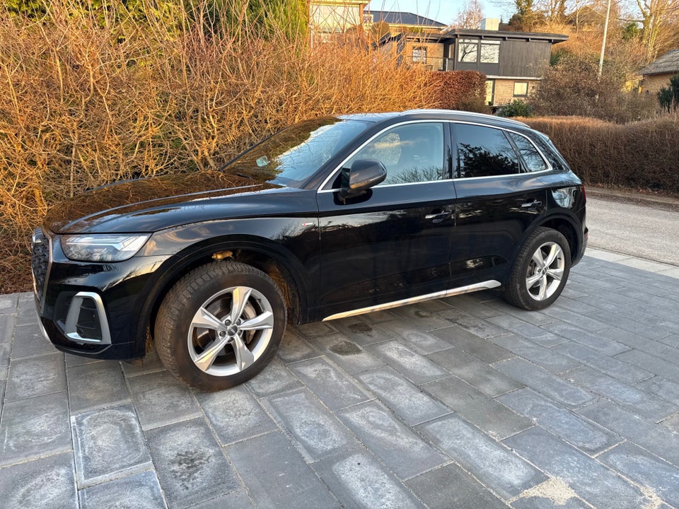 Audi Q5 50 TFSi e S-line quattro S-tr. 5d