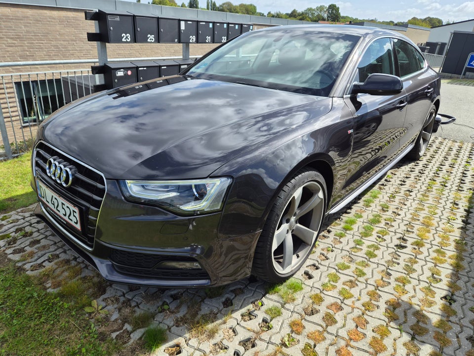 Audi A5 1,8 TFSi 144 S-line Sportback Multitr. 5d