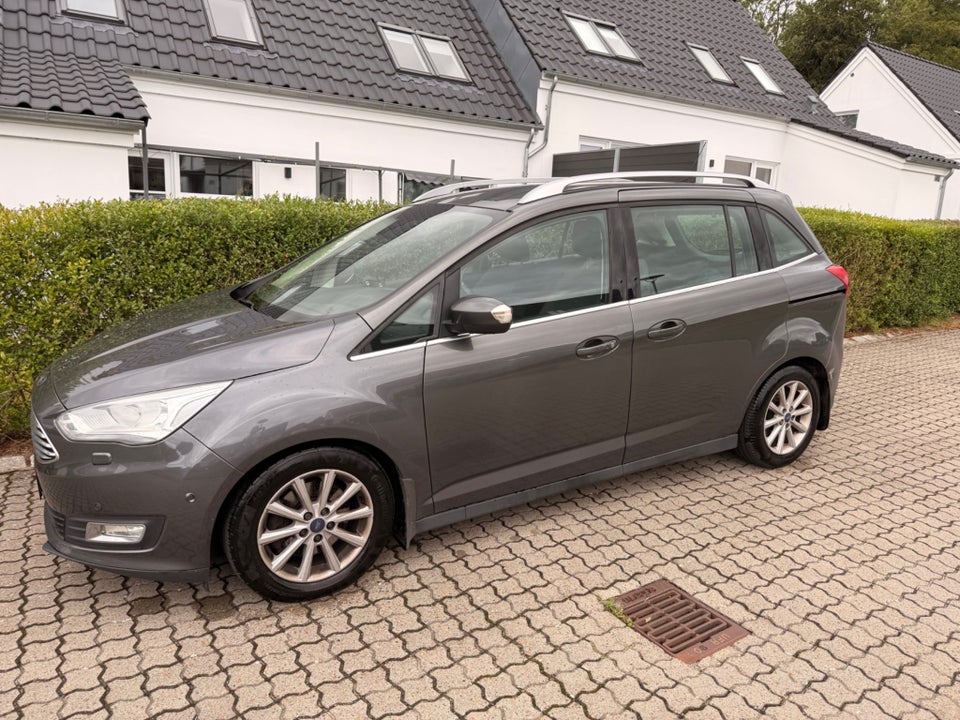 Ford Grand C-MAX 1,0 SCTi 125 Titanium 7prs 5d