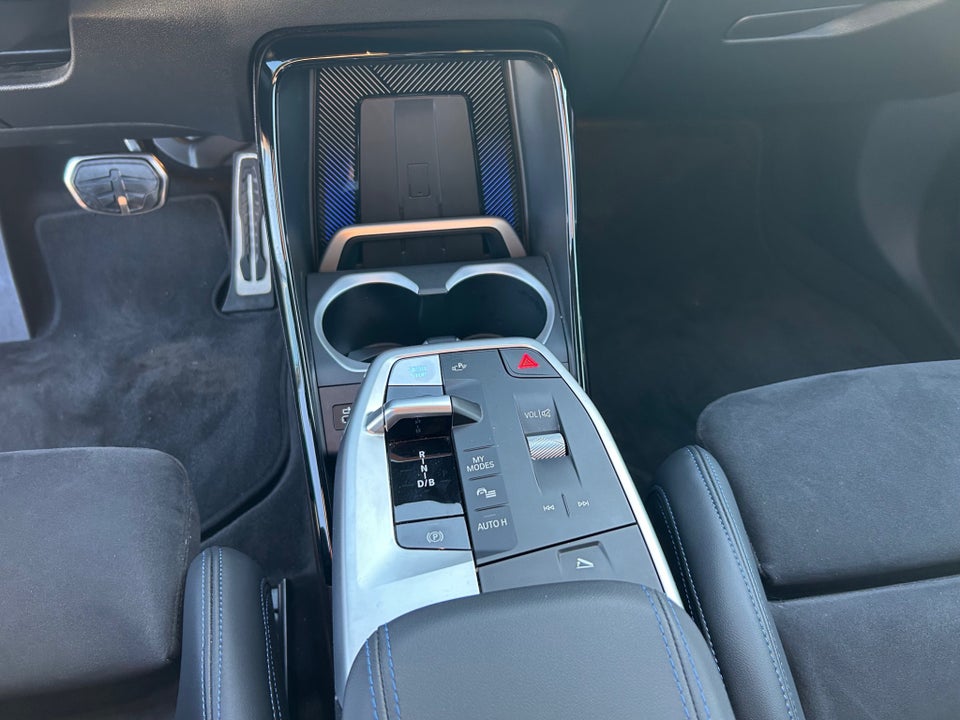 BMW iX1 eDrive20 M-Sport 5d