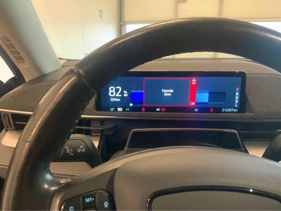 Ford Mustang Mach-E 98 Extended Range 5d