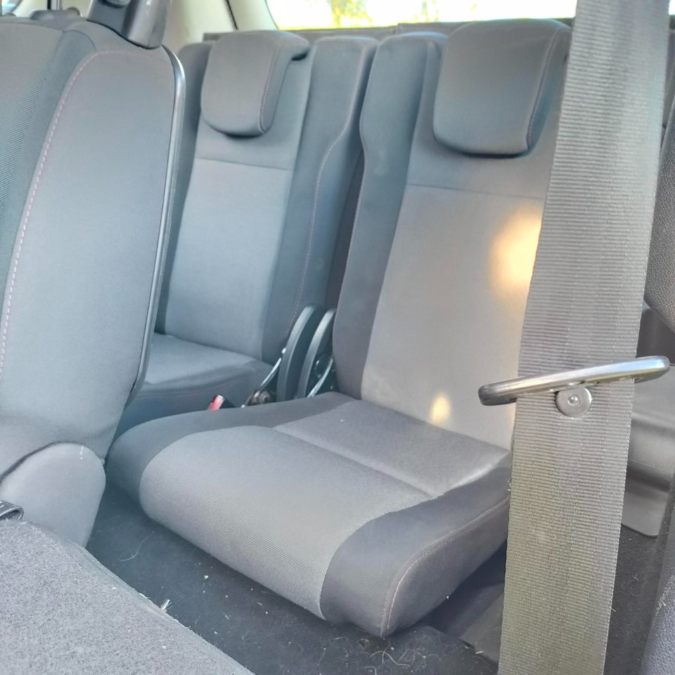 Renault Grand Scenic III 1,6 dCi 130 Expression 7prs 5d