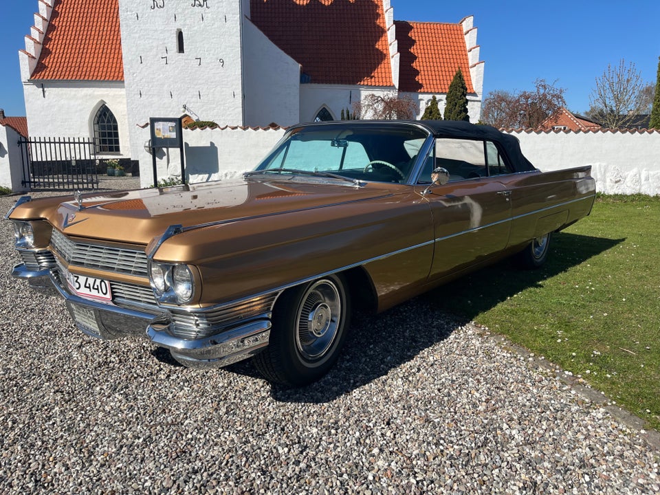 Cadillac DeVille 6,0 V8 4d