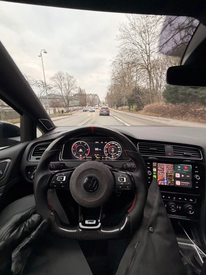 VW Golf VII 1,5 TSi 150 R-line DSG 5d