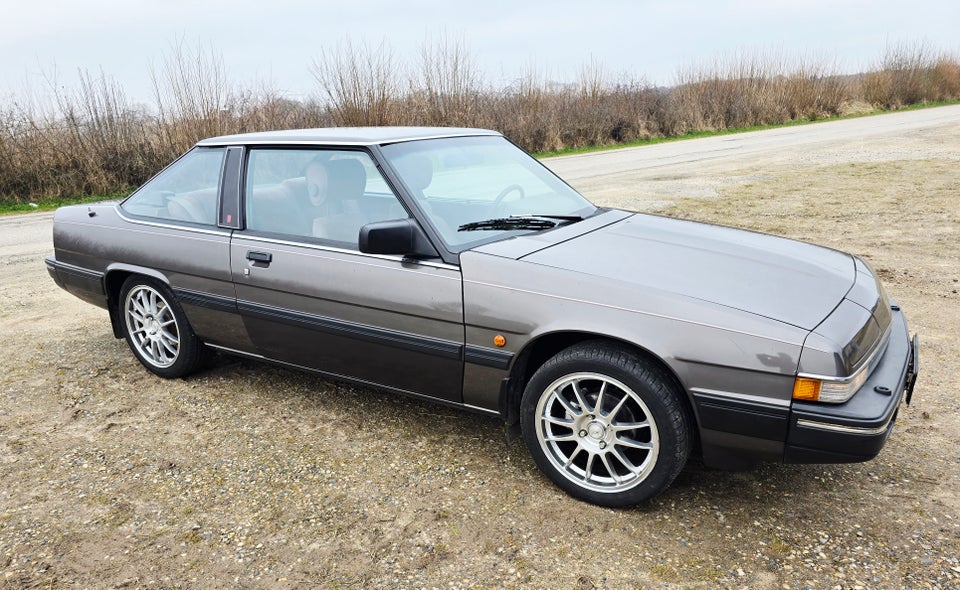 Mazda 929 2,0 DX 4d