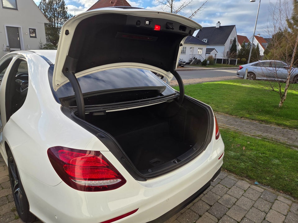 Mercedes E300 e 2,0 AMG Line aut. 4d