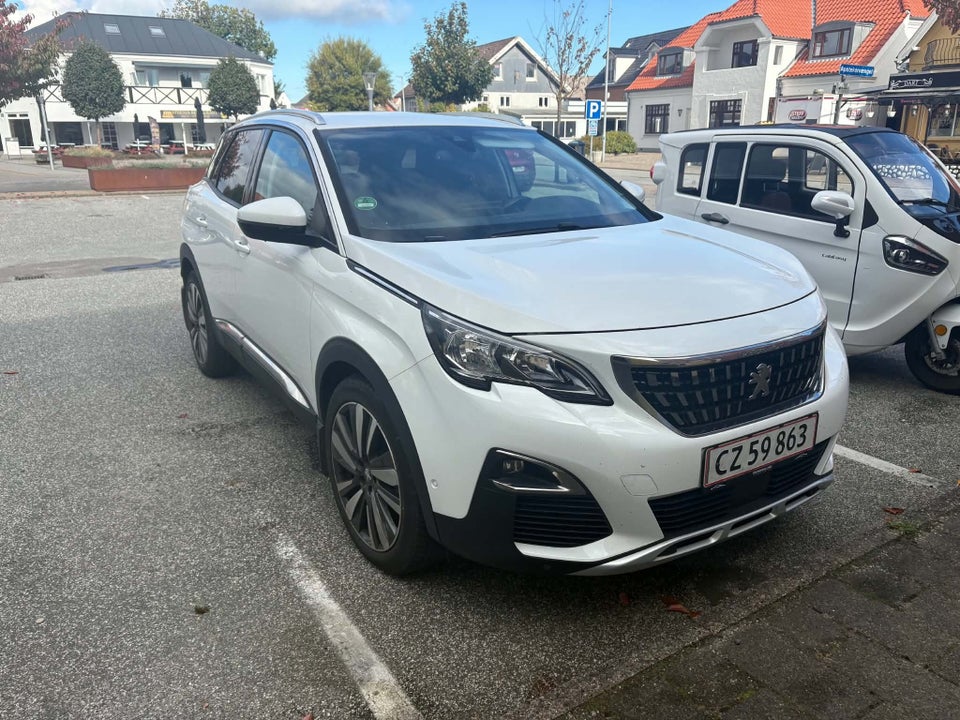 Peugeot 3008 1,6 BlueHDi 120 Allure 5d