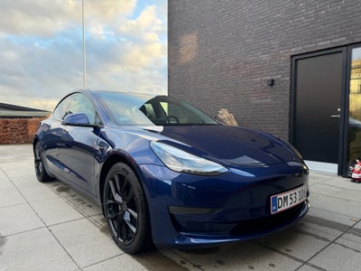 Tesla Model 3  Long Range AWD 4d