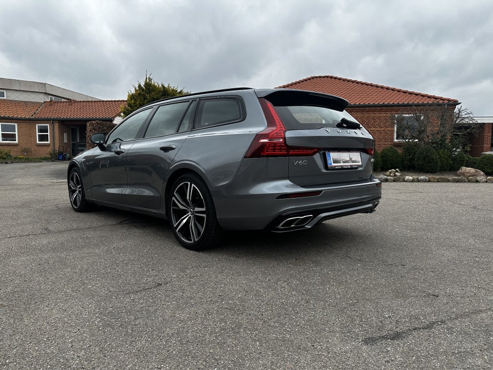 Volvo V60 2,0 T8 390 R-Design aut. AWD 5d