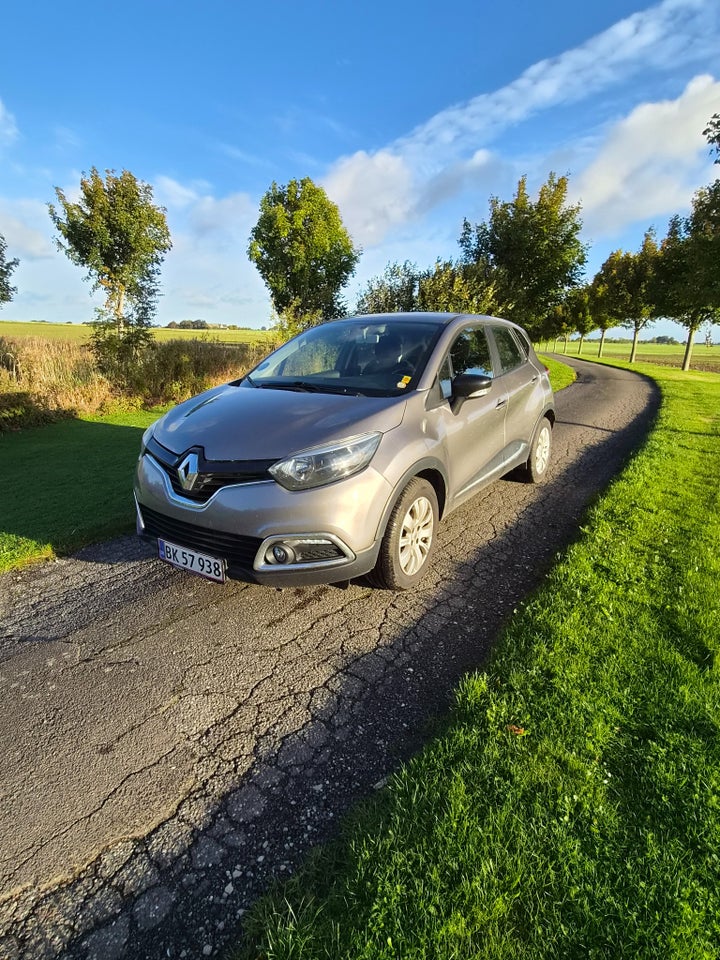 Renault Captur 1,5 dCi 90 Dynamique EDC 5d