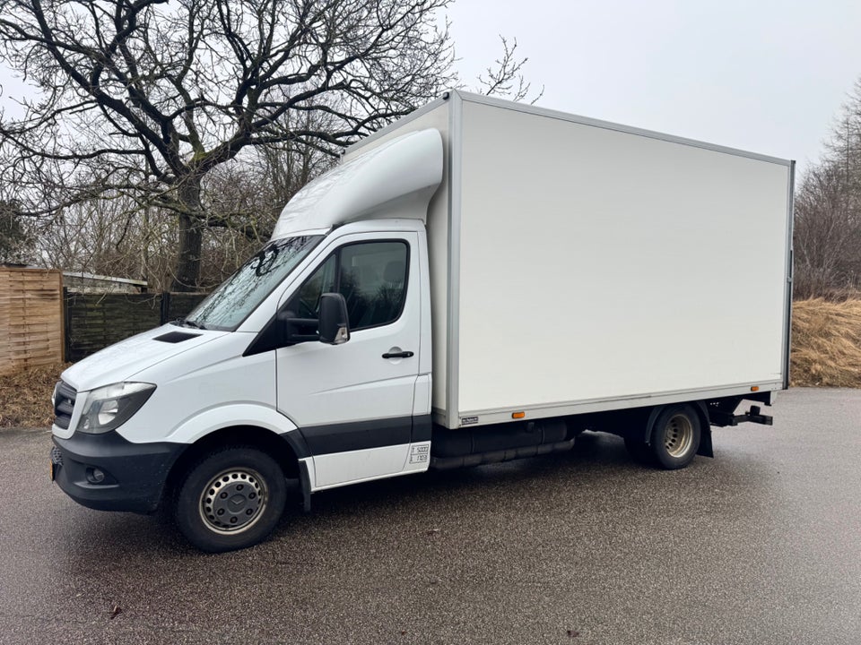 Mercedes Sprinter 516 2,2 CDi R2 Chassis aut. 2d