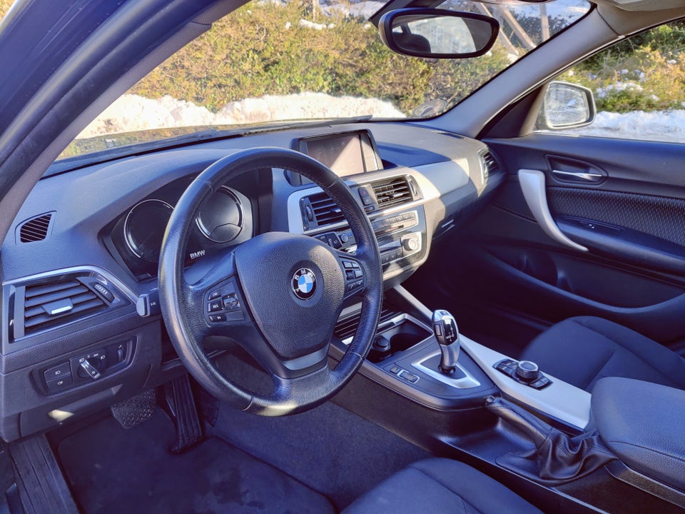 BMW 118d 2,0 Connected aut. 5d