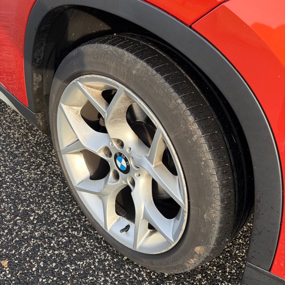 BMW X1 2,0 sDrive20d aut. 5d