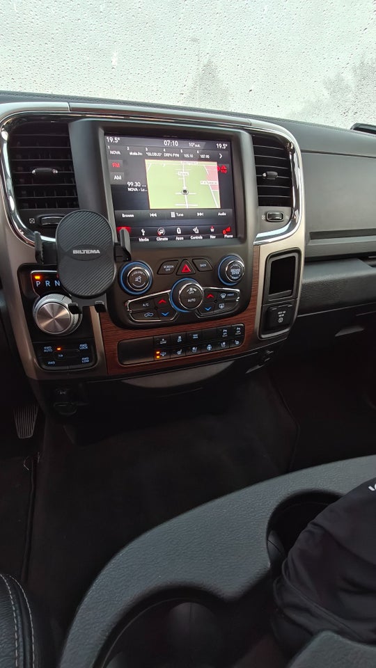 Dodge RAM 1500 5,7 V8 Laramie Crew Cab aut. 4d