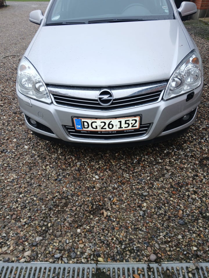 Opel Astra 1,6 16V 115 Classic Wagon 5d