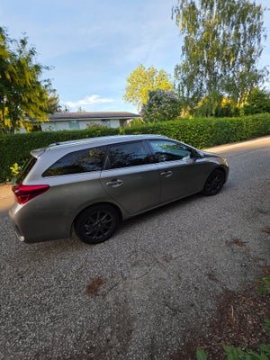 Toyota Auris 1,6 T2 Touring Sports 5d