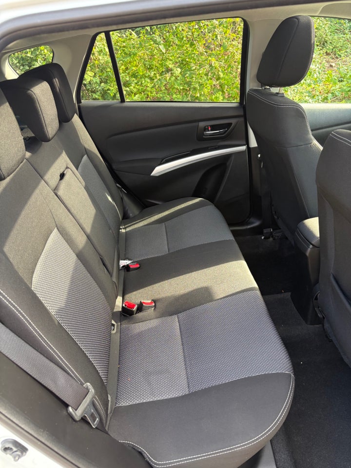 Suzuki SX4 1,6 CombiBack Tour 5d