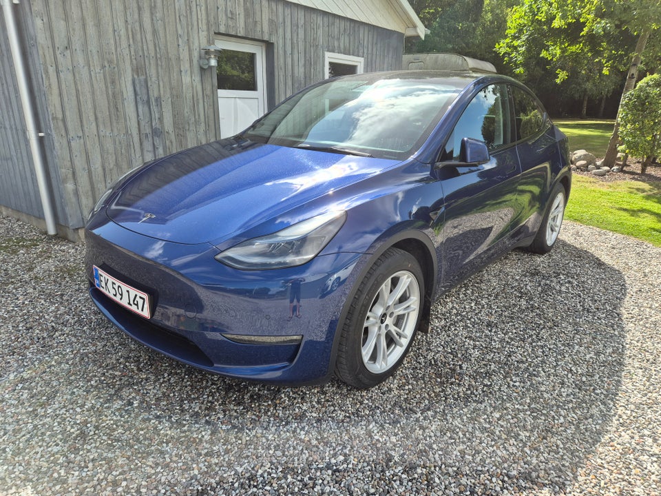 Tesla Model Y Long Range AWD 5d