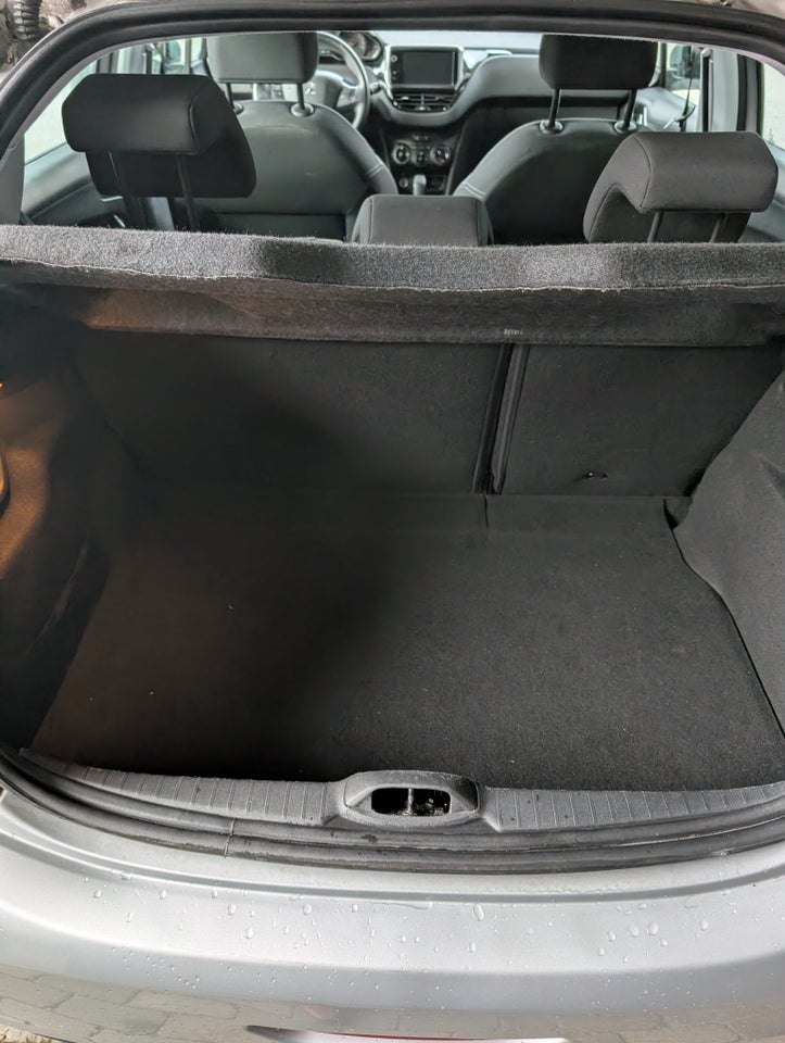 Peugeot 208 1,2 VTi Active 5d