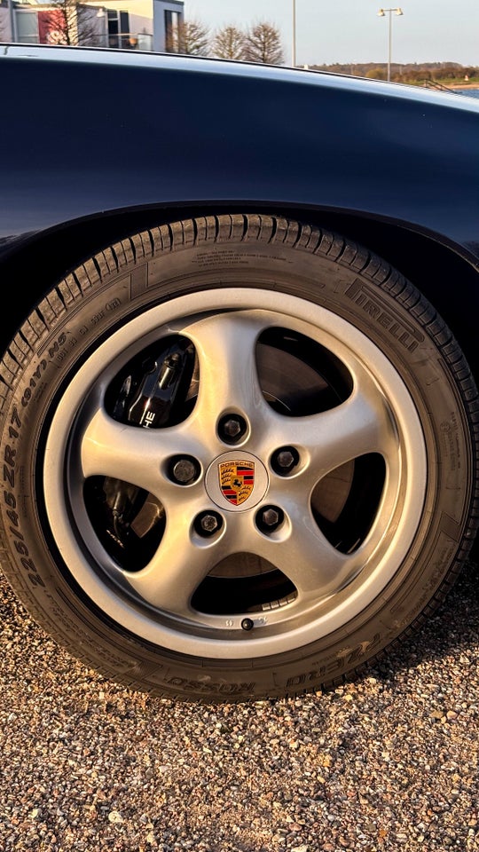 Porsche 928 5,4 GTS aut. 3d
