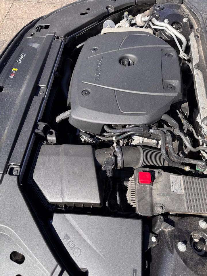 Volvo S90 2,0 T4 190 Momentum+ aut. 4d