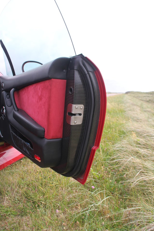 MG SV-R 5,0 V8 Coupé aut. 2d