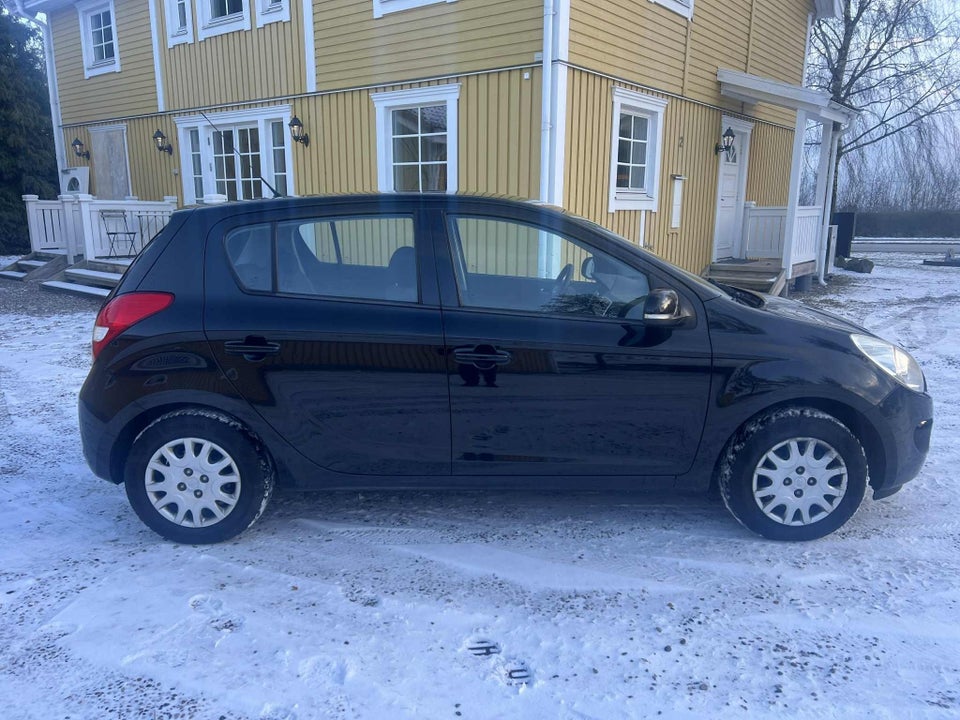 Hyundai i20 1,25 Classic 5d