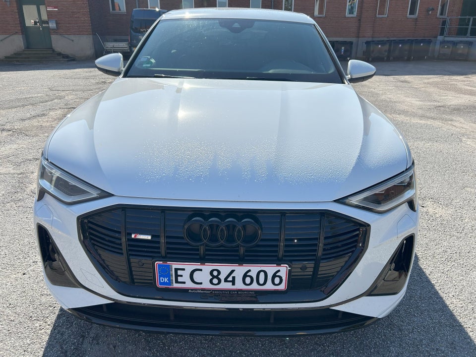 Audi e-tron 55 S-line quattro 5d