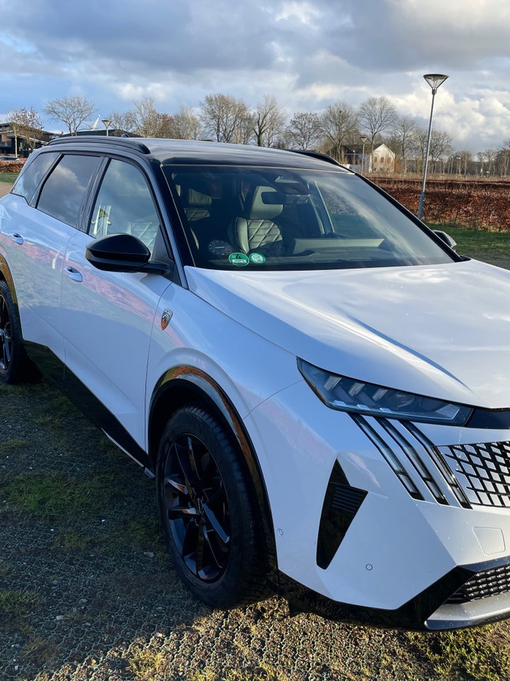 Peugeot e-5008 77 GT Pack 7prs 5d