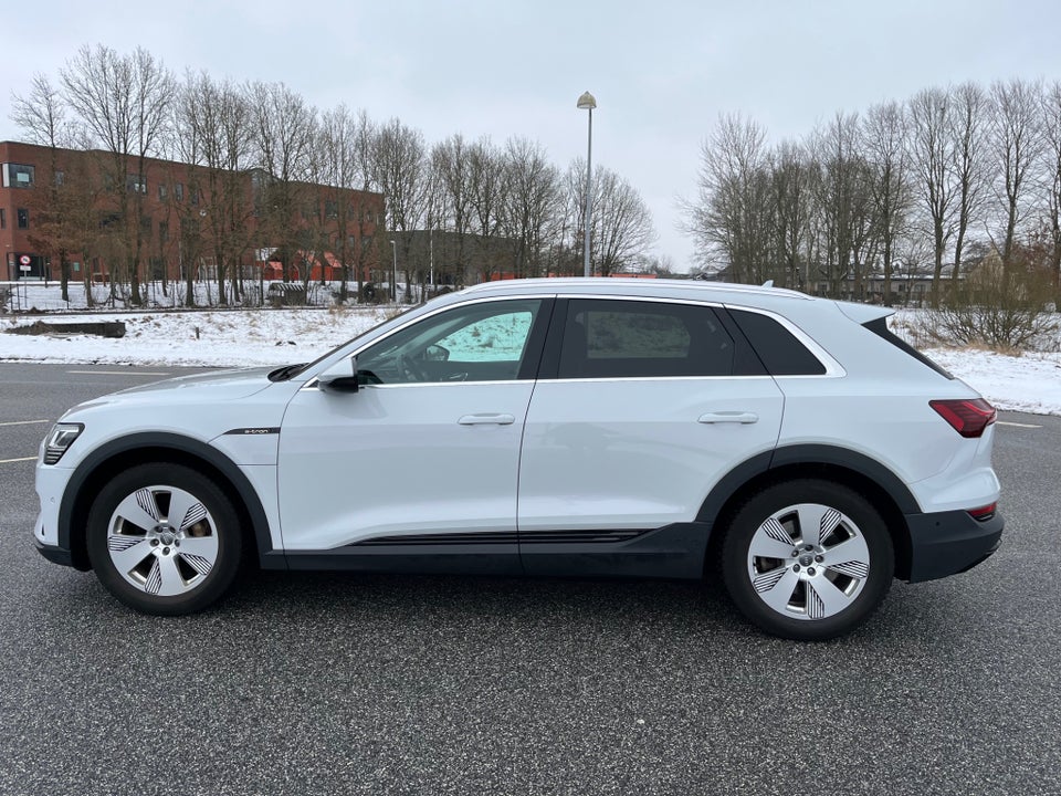 Audi e-tron 50 quattro 5d