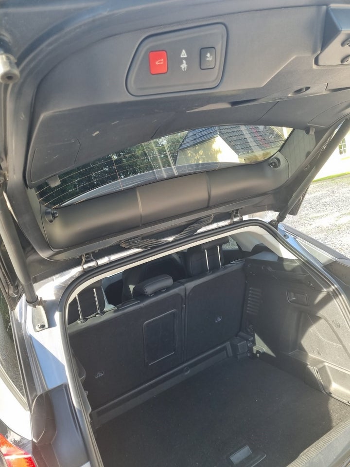 Peugeot 3008 1,5 BlueHDi 130 Allure Limited EAT8 5d