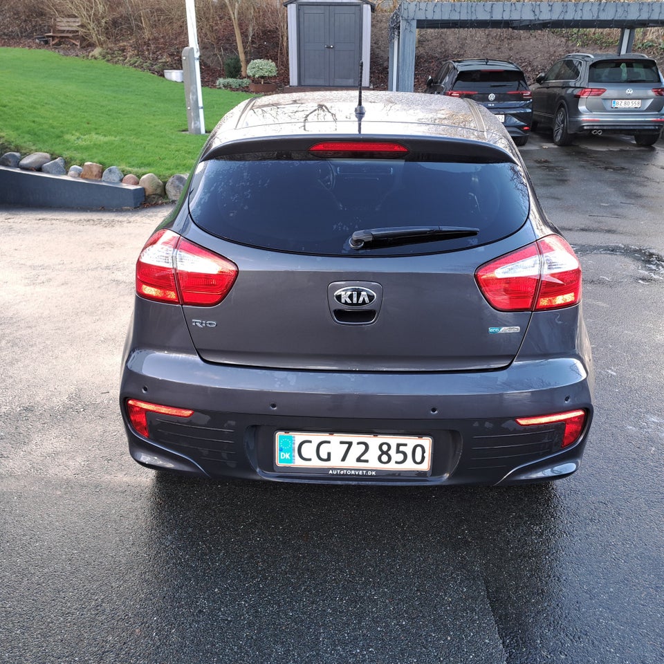 Kia Rio 1,1 CRDi 75 Limited 5d