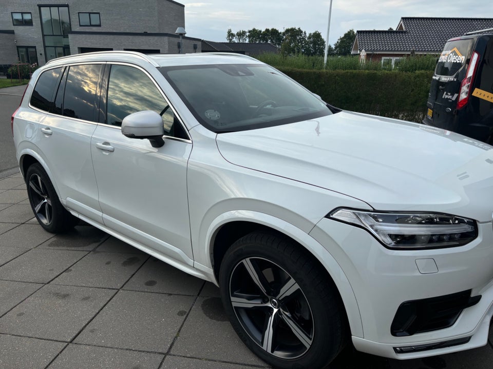 Volvo XC90 2,0 D5 235 R-Design aut. AWD 7prs 5d