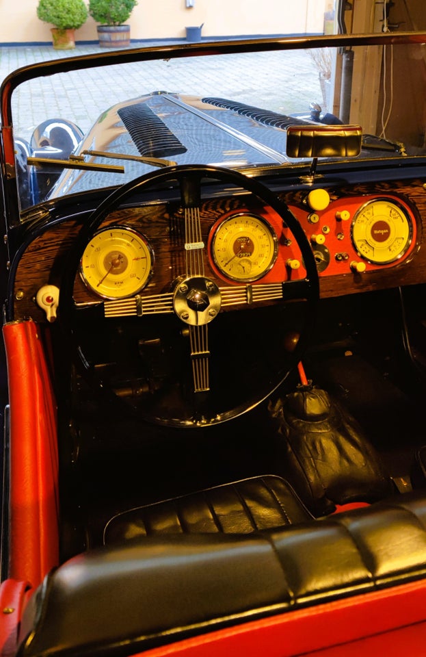 Morgan Plus 4 2,0 2 seater 2d