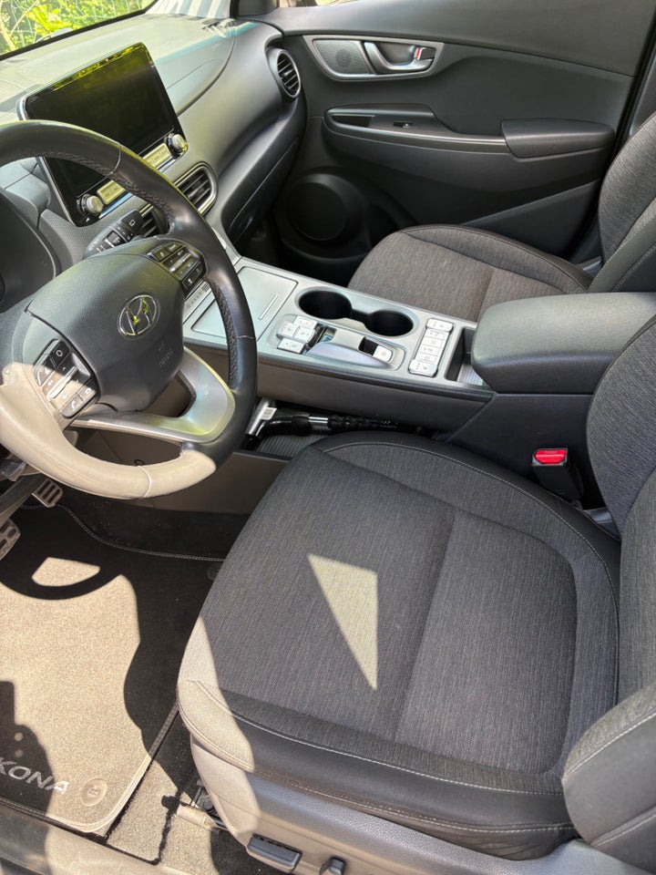 Hyundai Kona 64 EV Advanced 5d